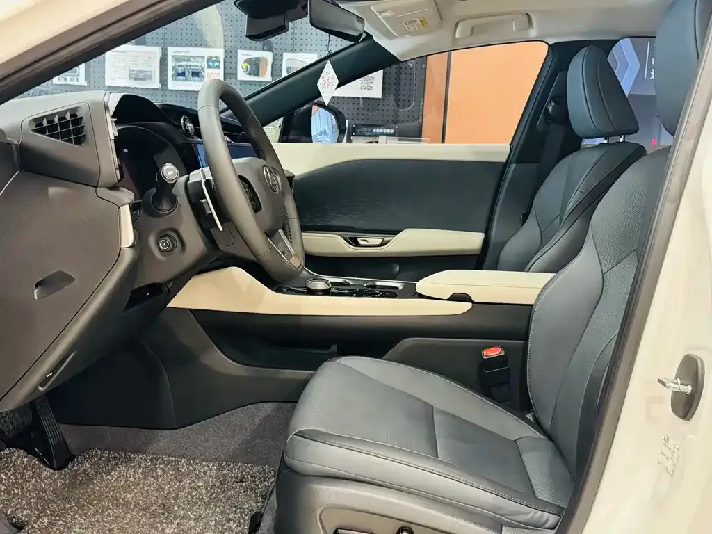 Lexus RZ 2024 из CN, фото 5