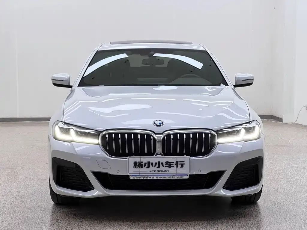 BMW 5 Series — фото 2