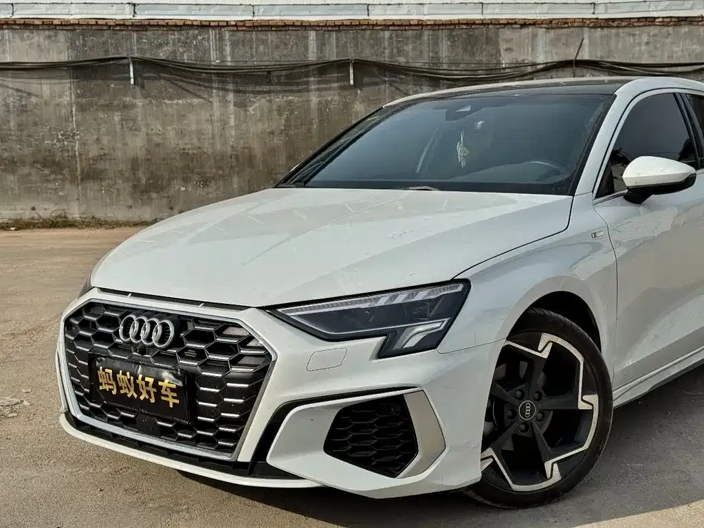 Audi A3 2023 из CN, фото 5