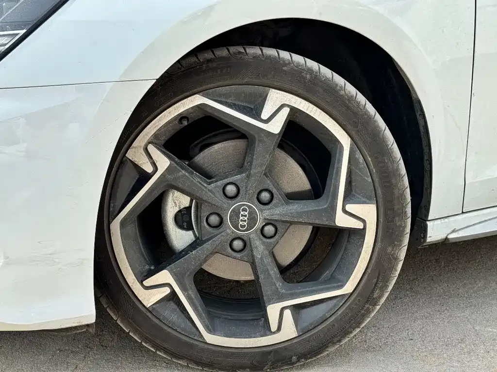 Audi A3 2023 из CN, фото 7