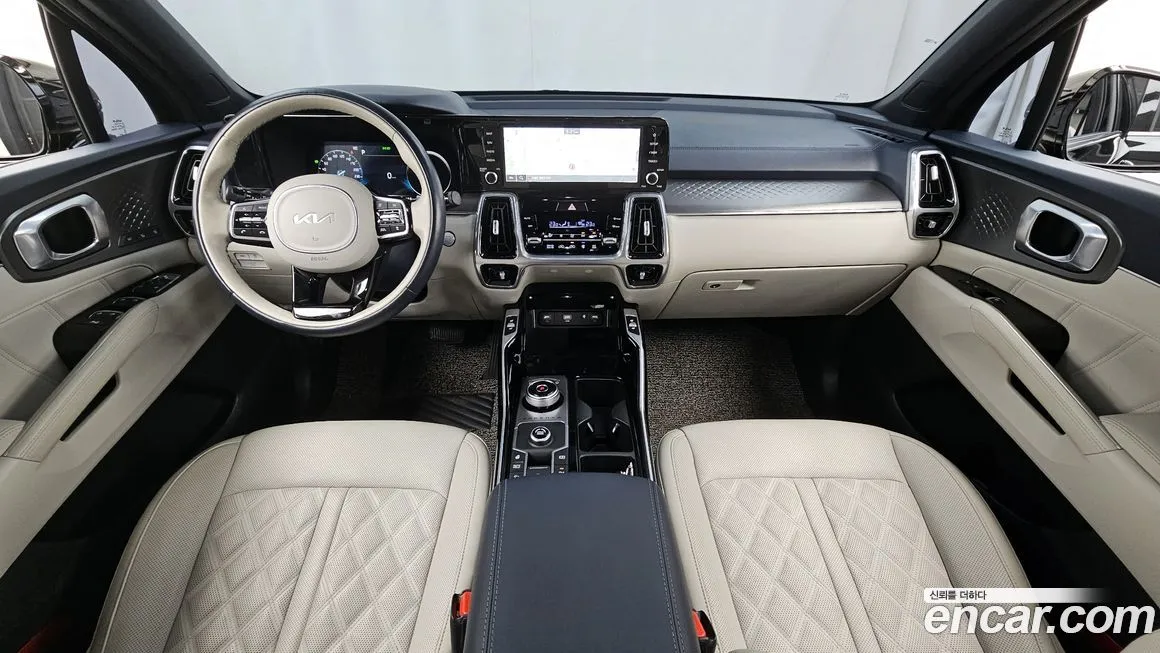 Kia Sorento — фото 7