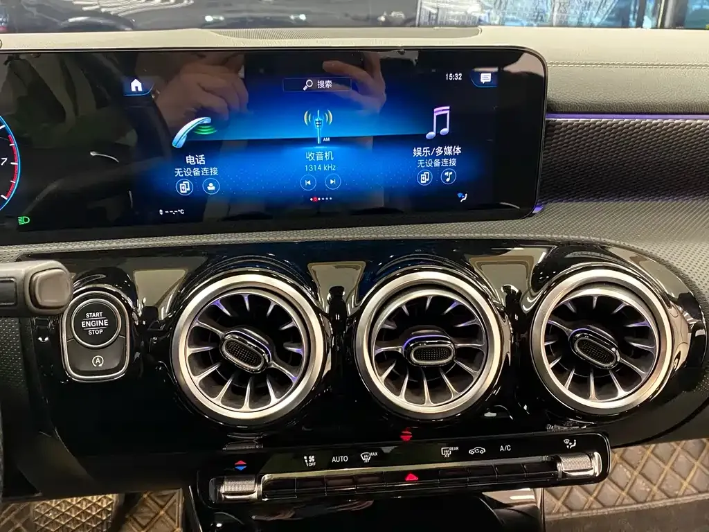 Mercedes-Benz A-Class 2021 из CN, фото 7