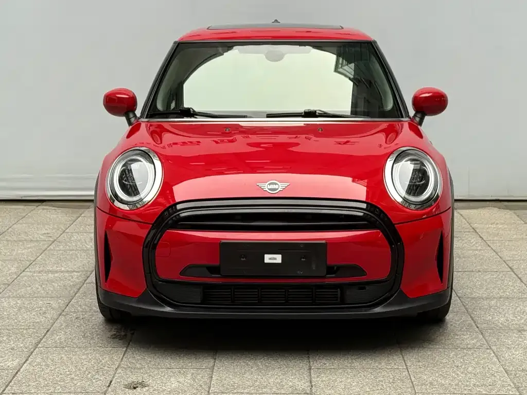 MINI Cooper (3-door) 2021 из CN, фото 2