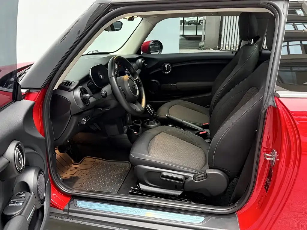 MINI Cooper (3-door) 2021 из CN, фото 9