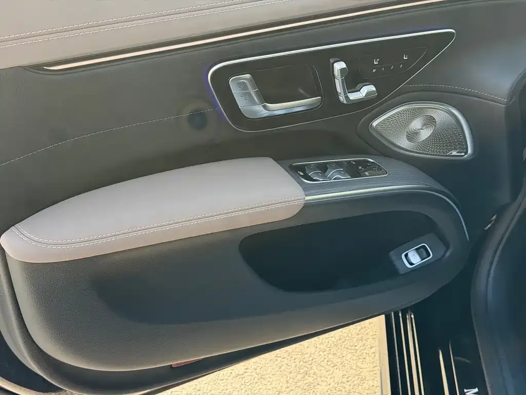 Mercedes-Benz EQS 2024 из CN, фото 7