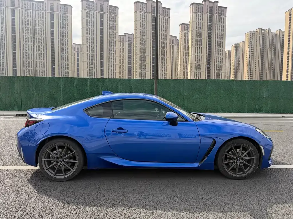 Subaru BRZ 2022 из CN, фото 7