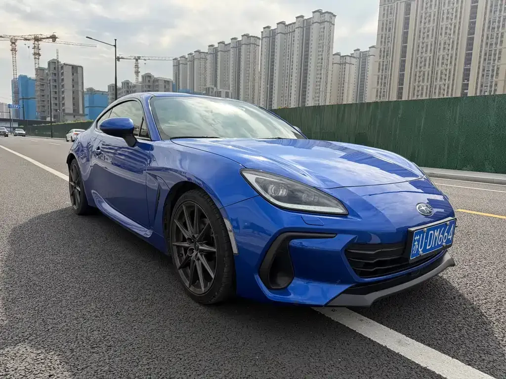 Subaru BRZ 2022 из CN, фото 8