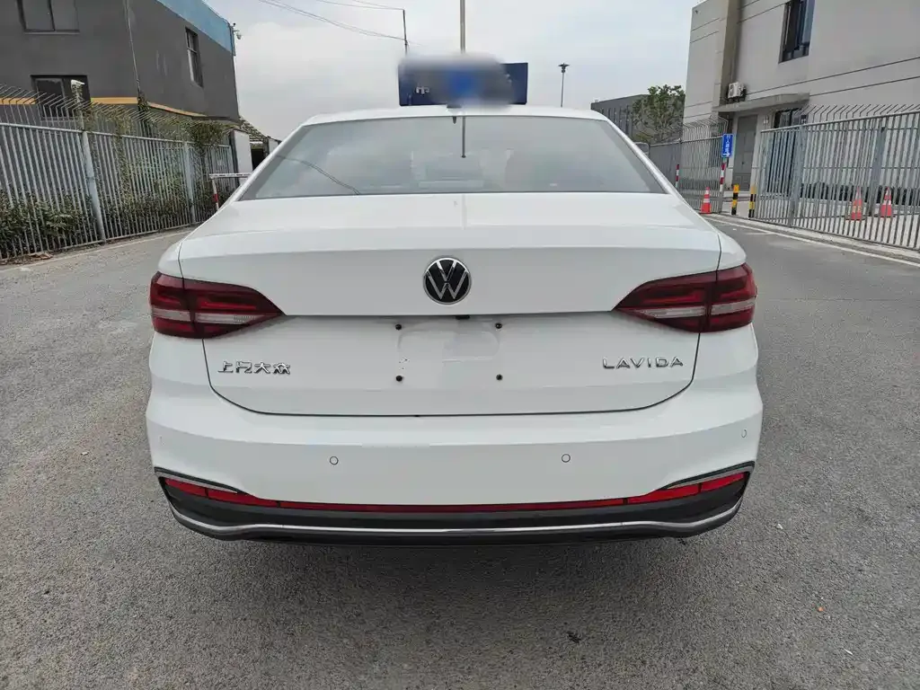 Volkswagen Lavida 2022 из CN, фото 10