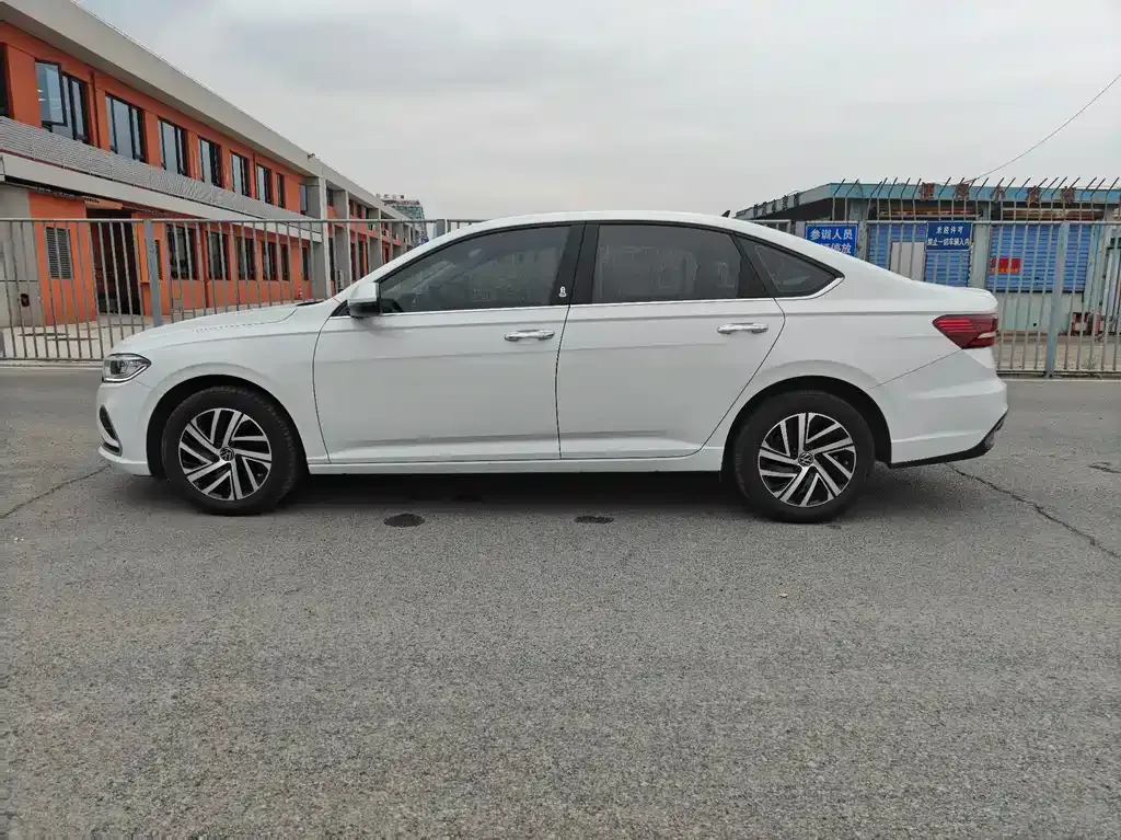 Volkswagen Lavida 2022 из CN, фото 4