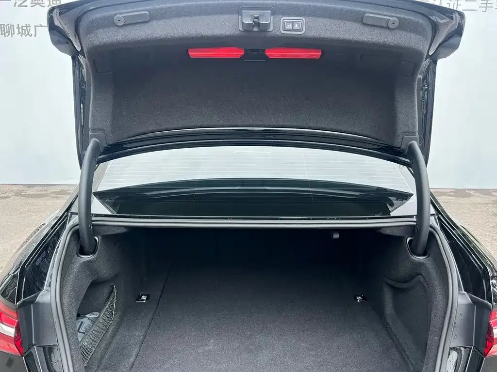 Audi A6L 2023 из CN, фото 10