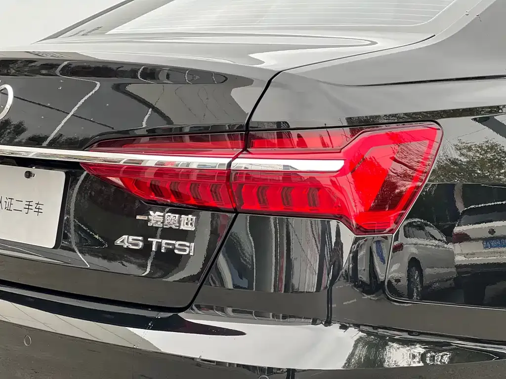 Audi A6L 2023 из CN, фото 7