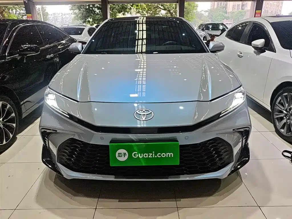 Toyota Camry 2025 из CN, фото 3