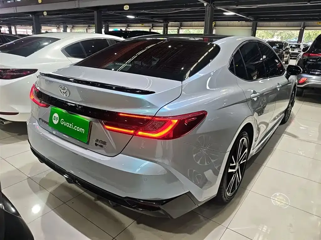 Toyota Camry 2025 из CN, фото 7