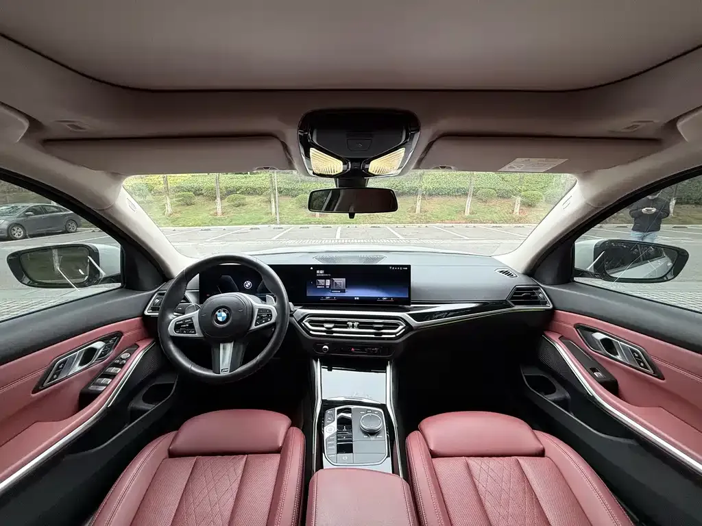 BMW 3 Series 2023 из CN, фото 7