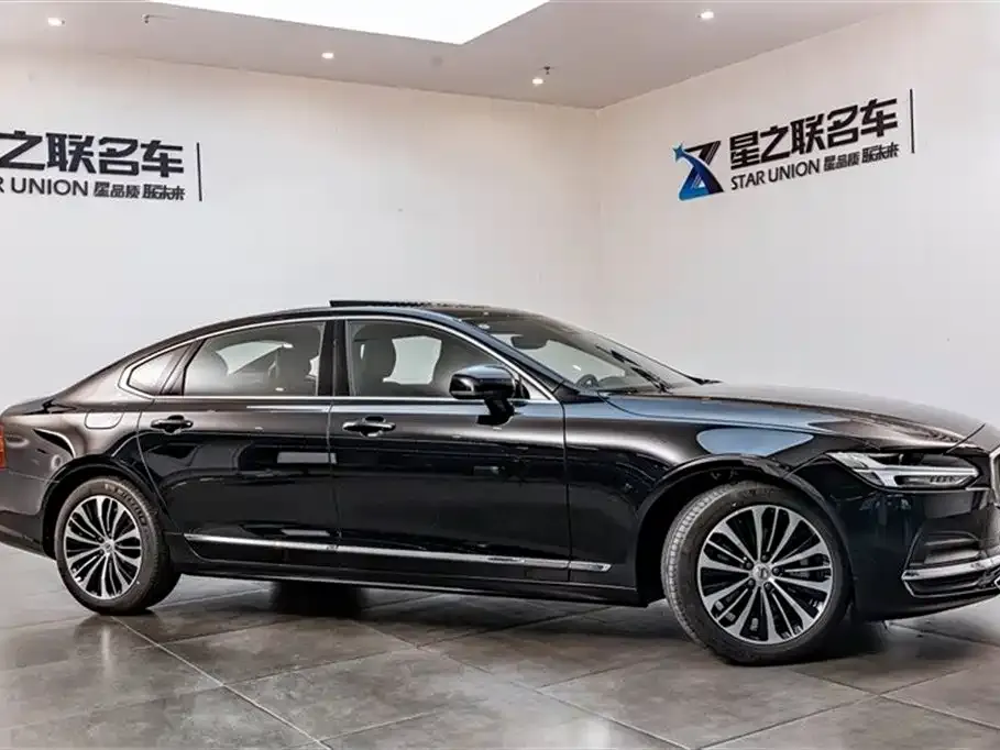 Volvo S90 2024 из CN, фото 6
