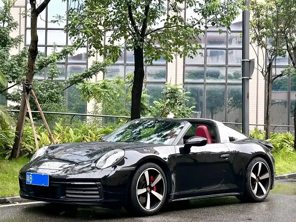 Porsche 911 — фото 1