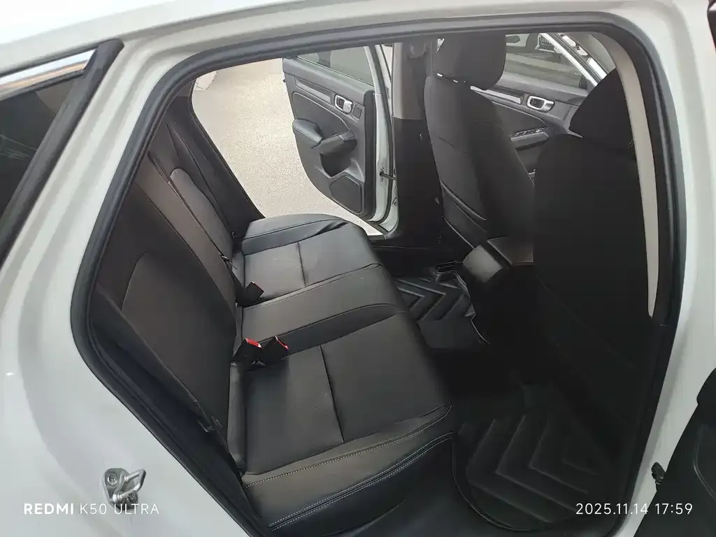 Honda Civic 2023 из CN, фото 10