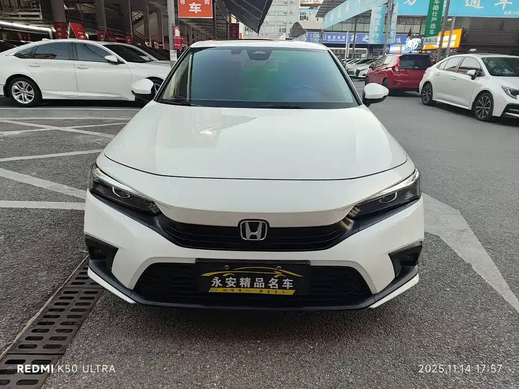 Honda Civic 2023 из CN, фото 2