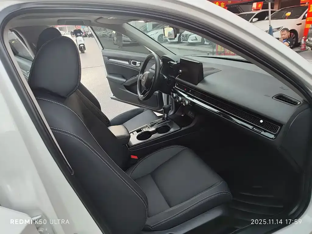 Honda Civic 2023 из CN, фото 9