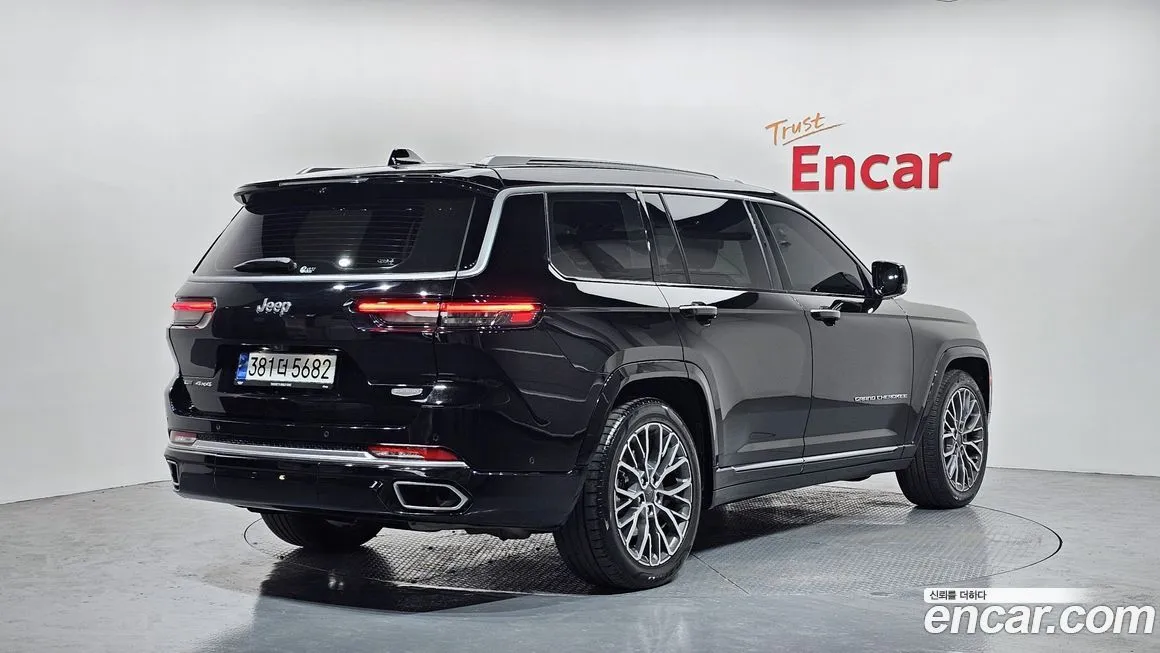 Jeep Cherokee 2023 из KR, фото 2