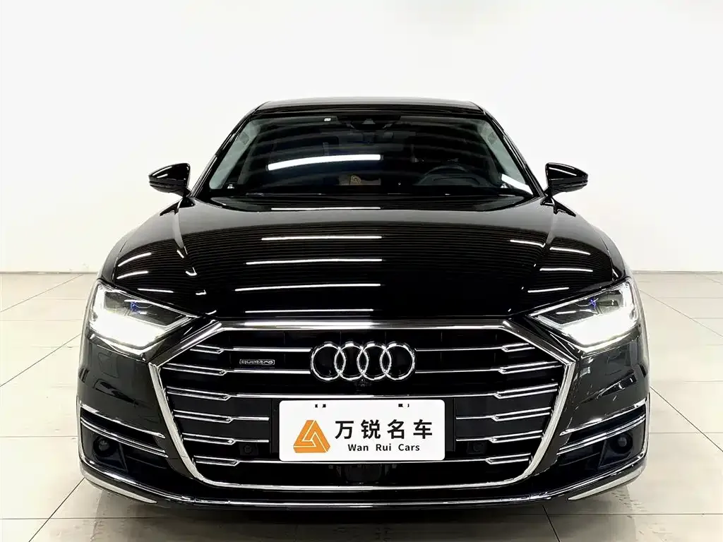 Audi A8 — фото 2