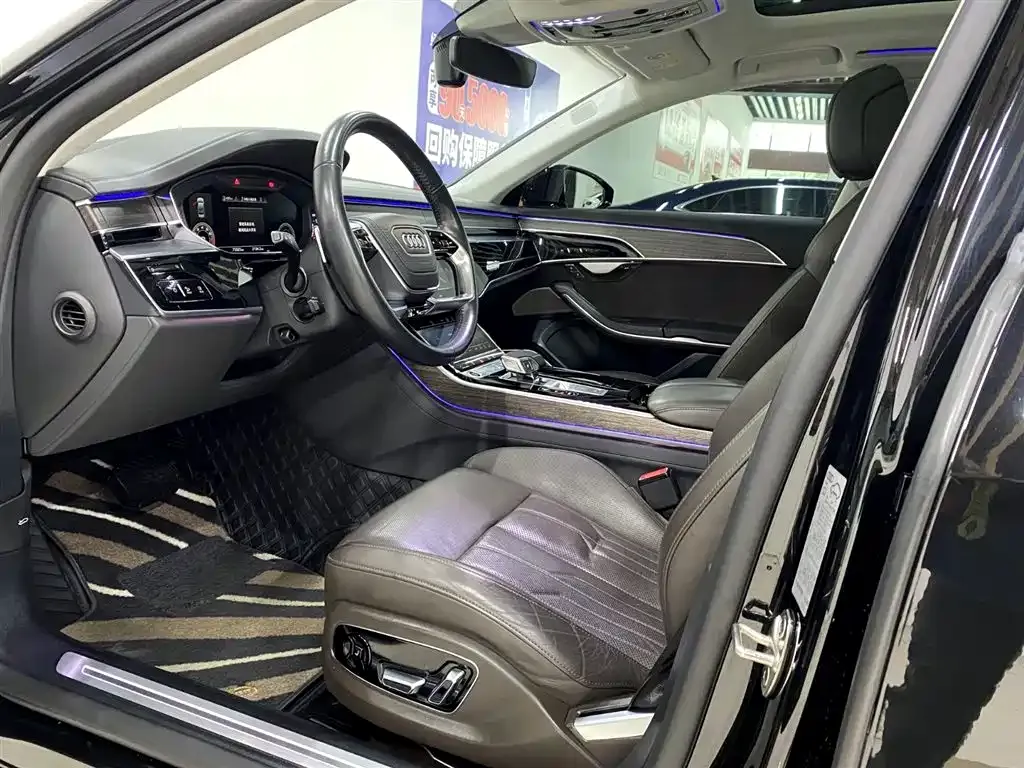 Audi A8 — фото 9