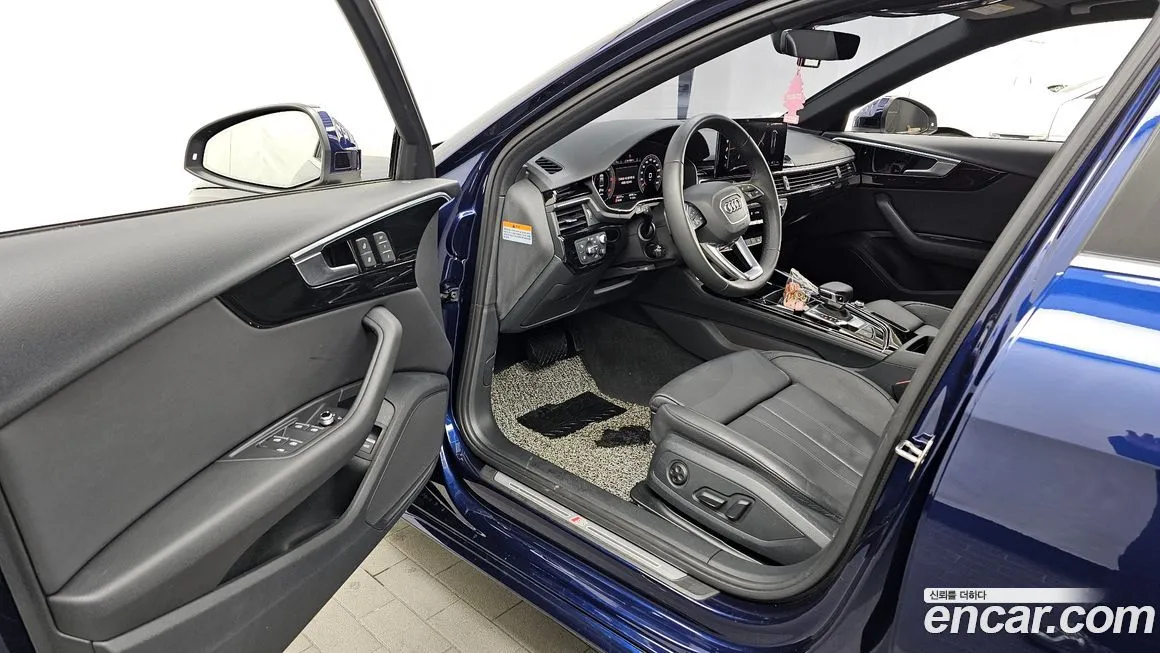 Audi A4 2021 из KR, фото 10