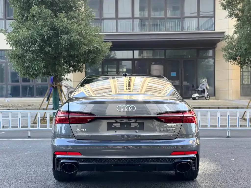Audi A6L 2021 из CN, фото 5