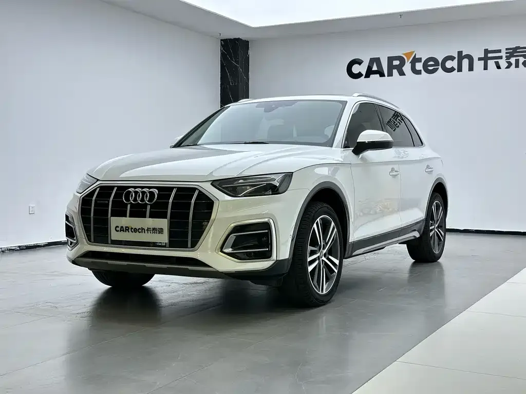 Audi Q5L 2022 из CN, фото 1