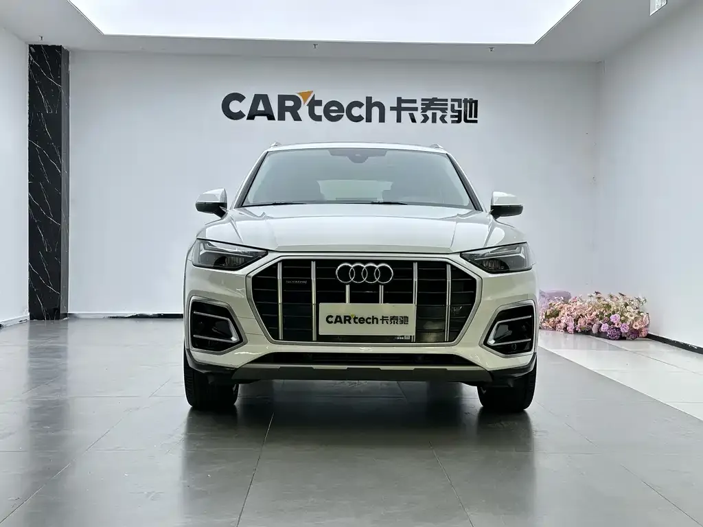 Audi Q5L 2022 из CN, фото 3