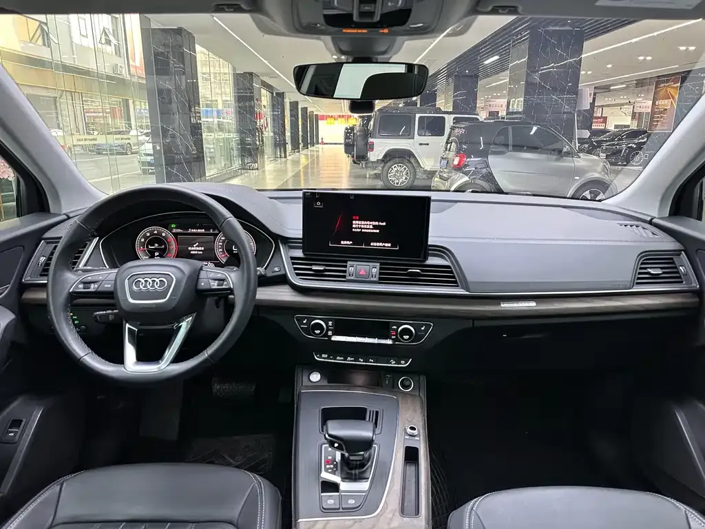 Audi Q5L 2022 из CN, фото 9
