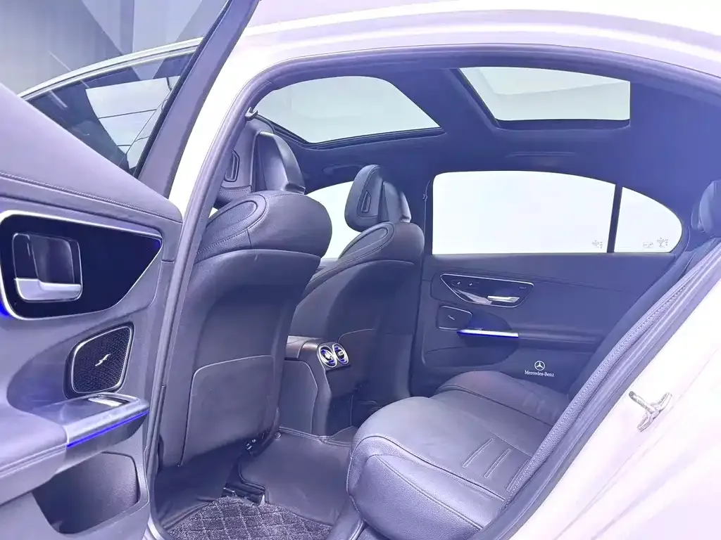 Mercedes-Benz C-Class 2023 из CN, фото 5