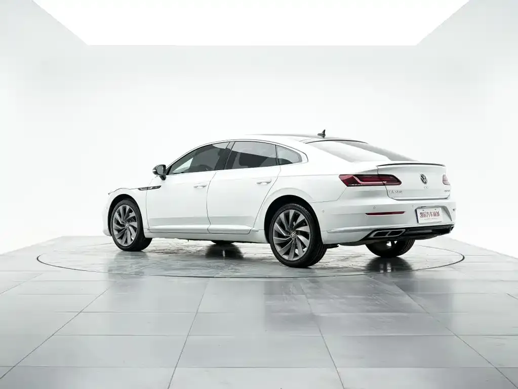 Volkswagen CC 2023 из CN, фото 6
