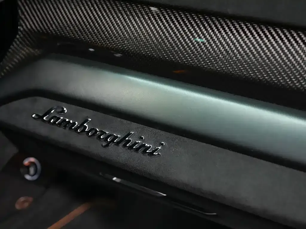 Lamborghini Urus 2023 из CN, фото 4