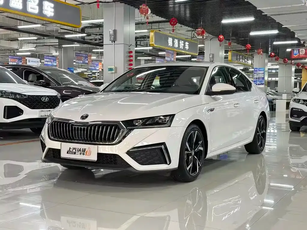 Skoda Octavia 2022 из CN, фото 1