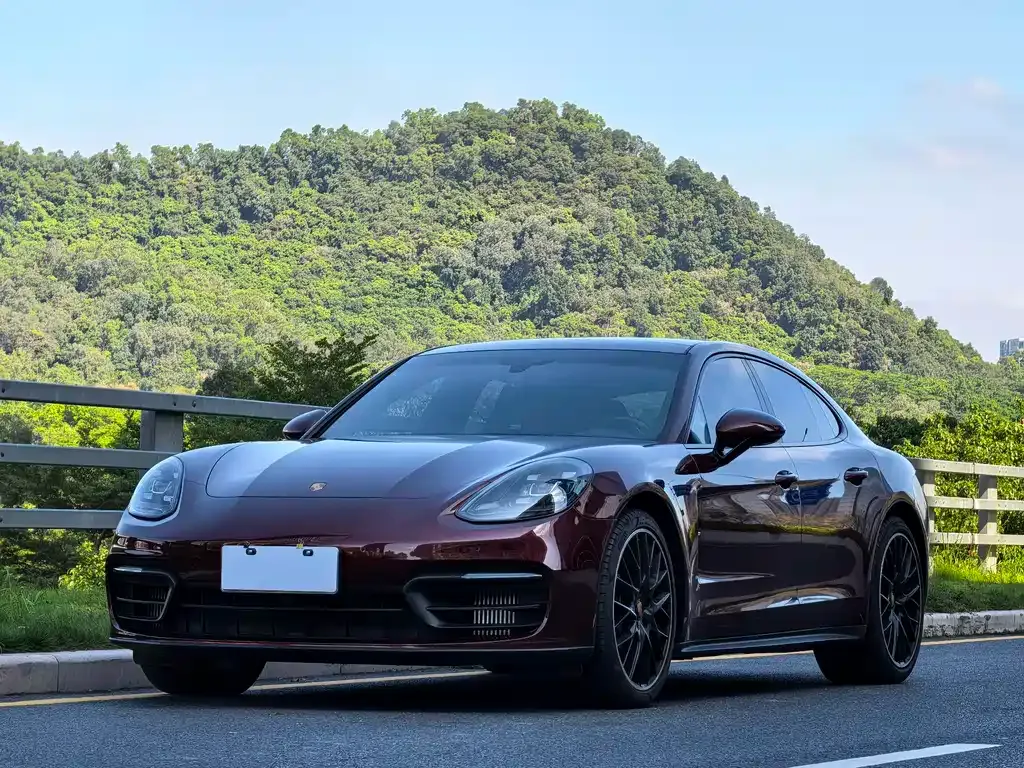 Porsche Panamera 2022 из CN, фото 1