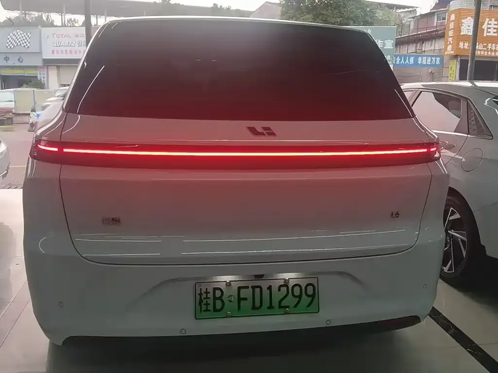 Li Auto L6 2025 из CN, фото 6