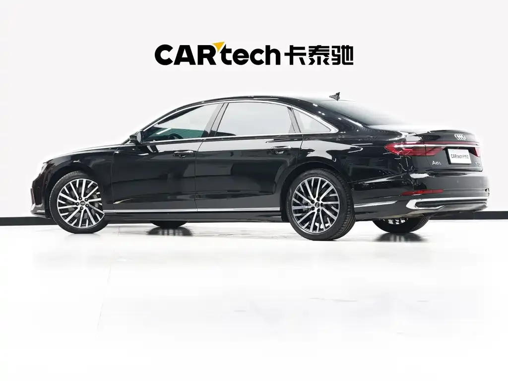 Audi A8 2023 из CN, фото 6