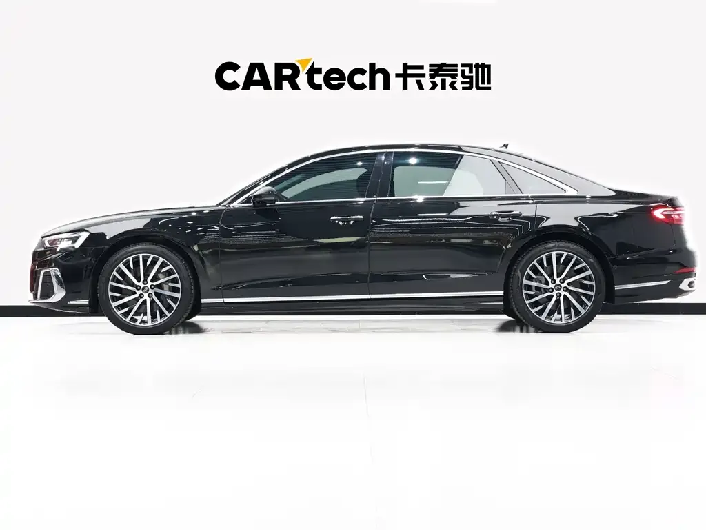 Audi A8 2023 из CN, фото 7