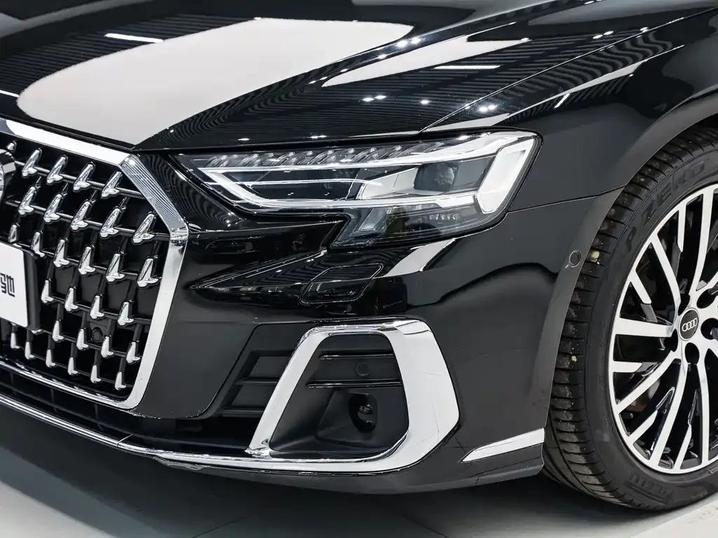Audi A8 2023 из CN, фото 8