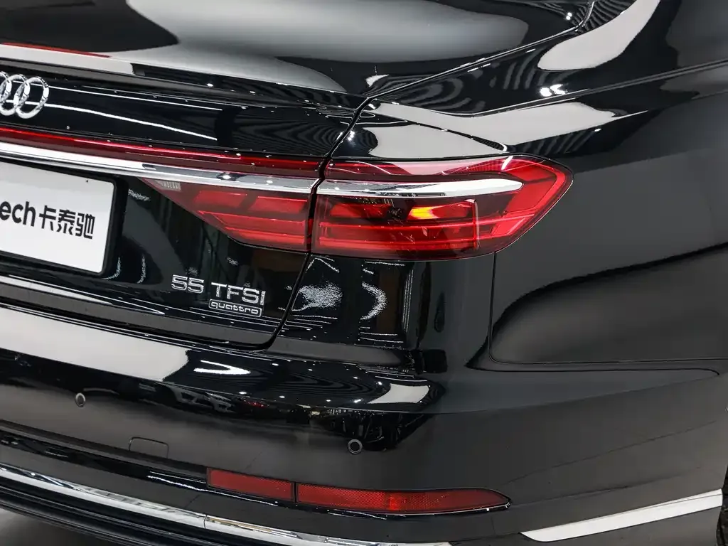 Audi A8 2023 из CN, фото 9