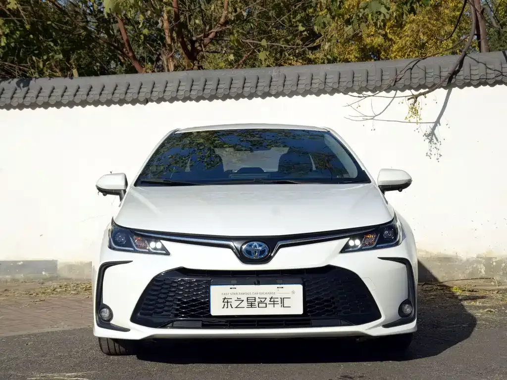 Toyota Corolla 2023 из CN, фото 2