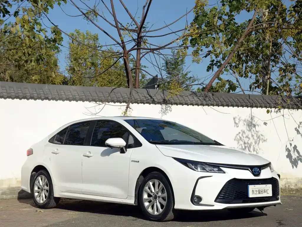 Toyota Corolla 2023 из CN, фото 3