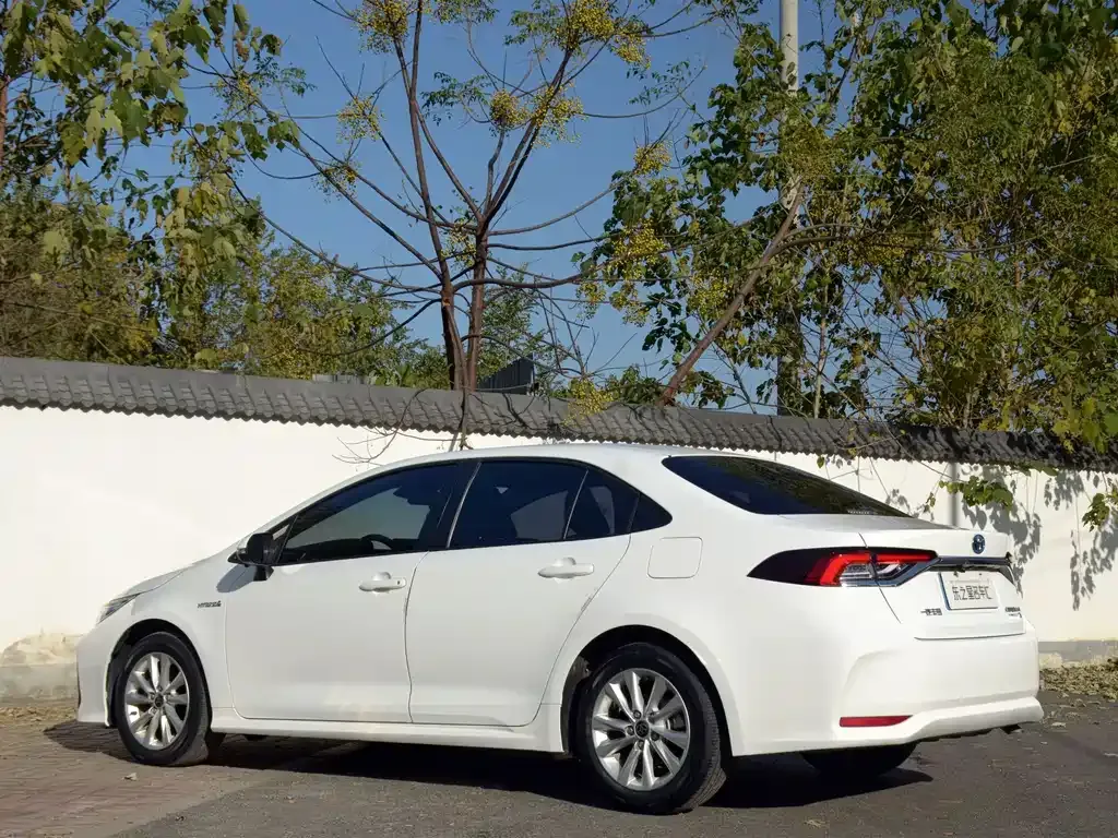 Toyota Corolla 2023 из CN, фото 8
