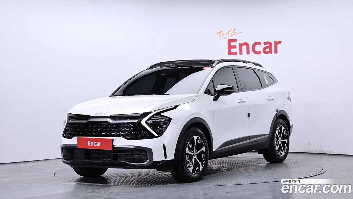 Kia Sportage — фото 1