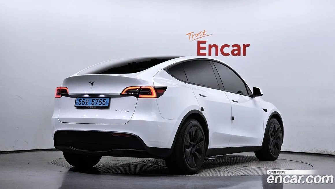Tesla Model Y 2022 из KR, фото 2