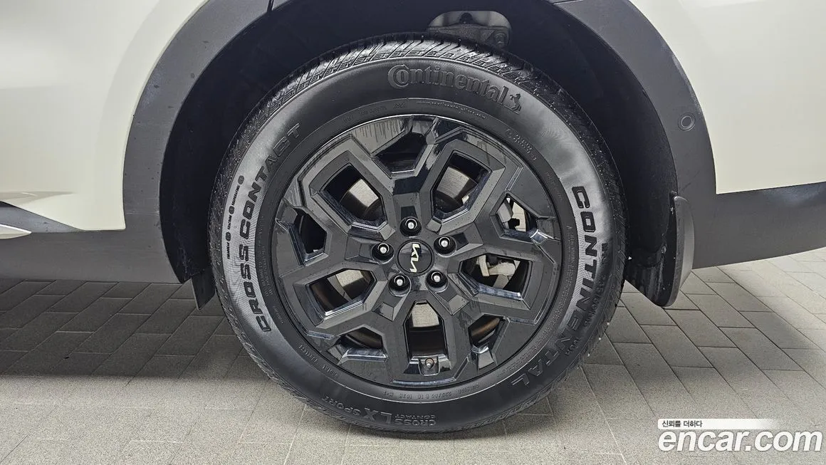 Kia Sorento — фото 5
