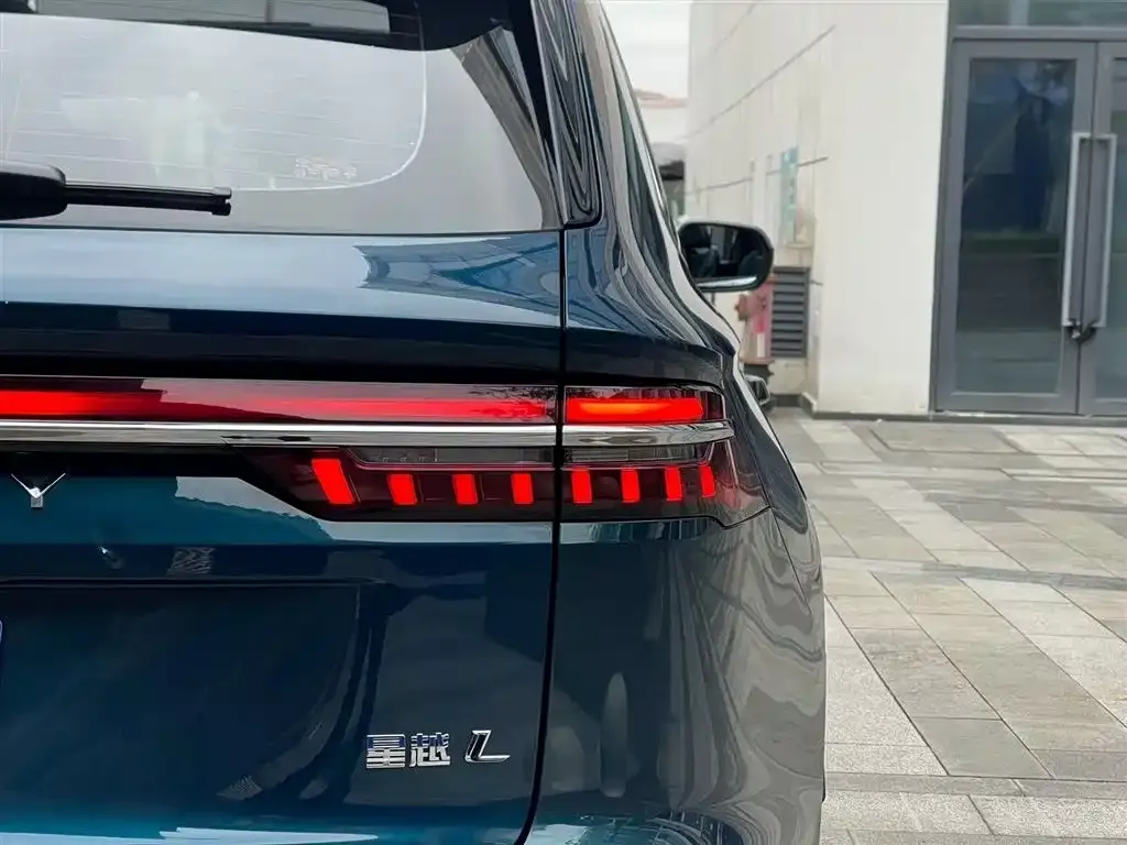 Geely Xingyue L — фото 8