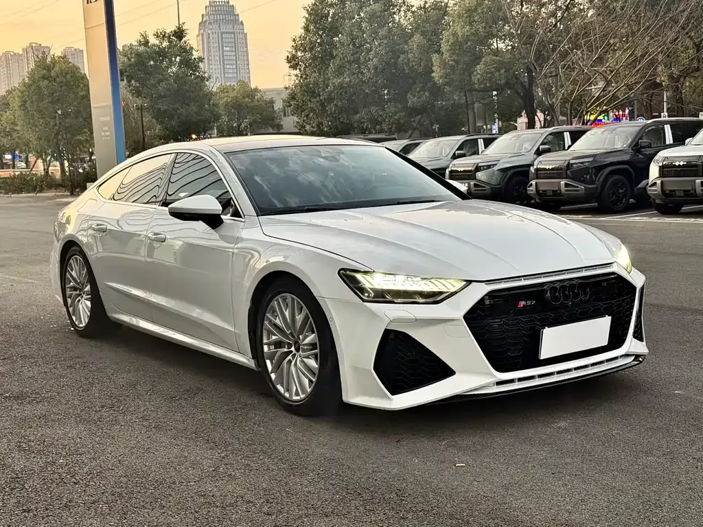 Audi A7 2021 из CN, фото 3