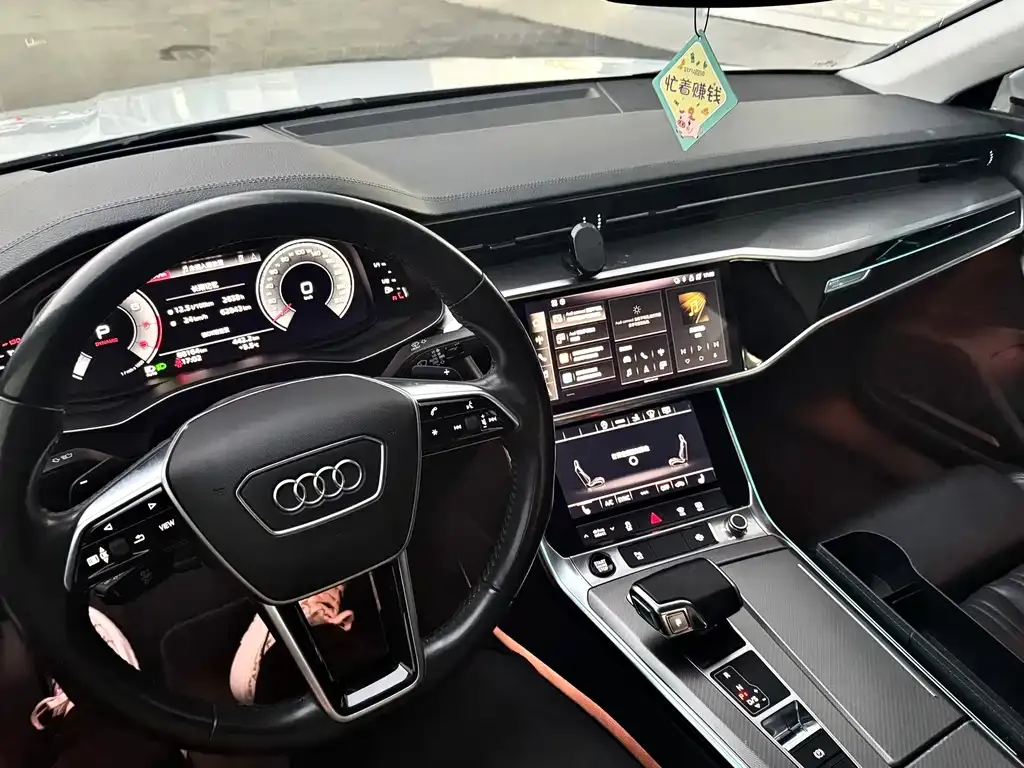 Audi A7 2021 из CN, фото 8